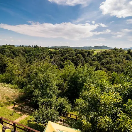 Sam's Green Hill * Brežice