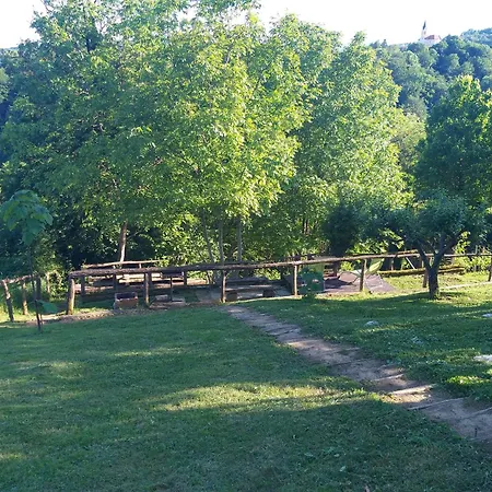 Sam's Green Hill Apartamento